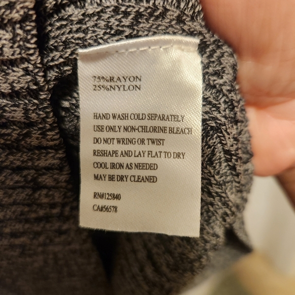 Intermix Mckenna Dark Gray Marled Long Sleeve V Neck Knit Mini Dress Size S - Picture 2 of 8